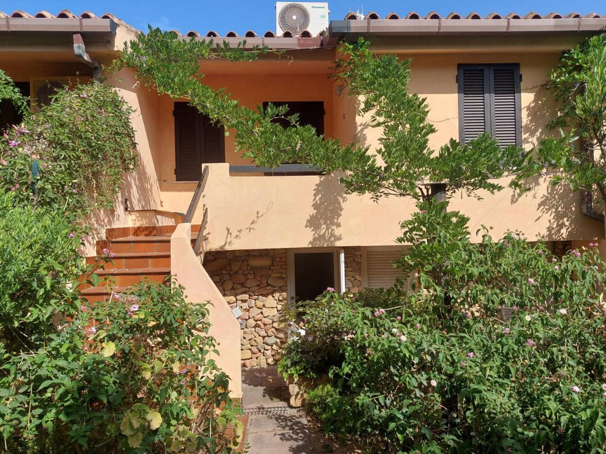 Costa Rei - Casa Vacanza A 200 Mt Dal Mare エクステリア 写真